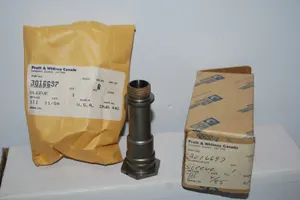 # 3016697 SLEEVE - PRATT & WHITNEY AIRCRAFT ENGINE- NOS